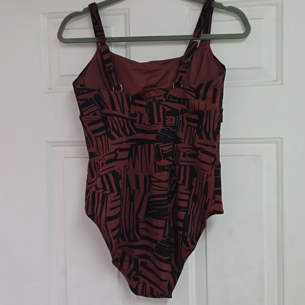 Athleta Sculpted Sienna One Piece
